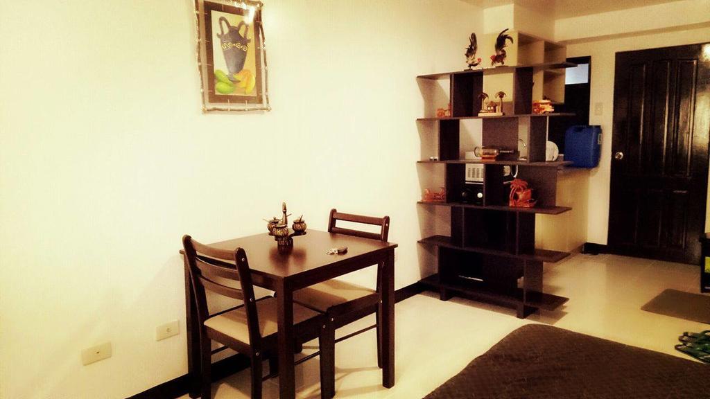 Darvy Suite Muntinlupa City Ngoại thất bức ảnh